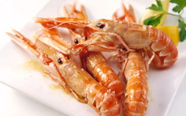 Dublin Bay Prawns with Lemon and Garlic