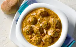 Pork Meatballs with Coriander and Coconut Milk