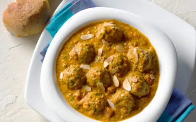 Pork Meatballs with Coriander and Coconut Milk