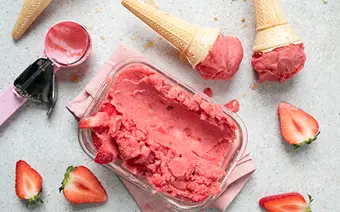 Three-ingredient Strawberry Ice Cream