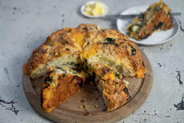 Mark’s Cheesy White Soda Loaf