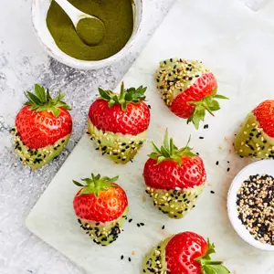 Matcha Dipped Strawberries