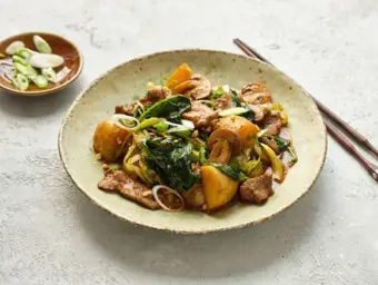 Beef & Vegetable Massaman Stir-Fry